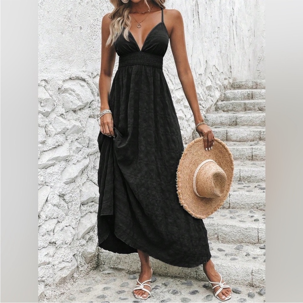 Boho gypsy maxi dress textured v neck criss cross backless black